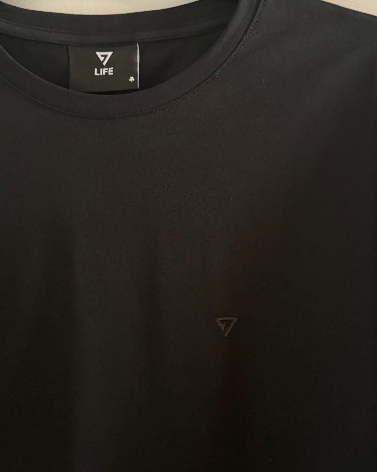 7 LIFE Crewneck Tee - Black